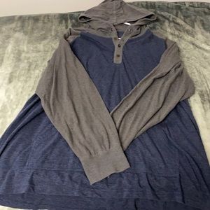 Lightweight hooded shirt